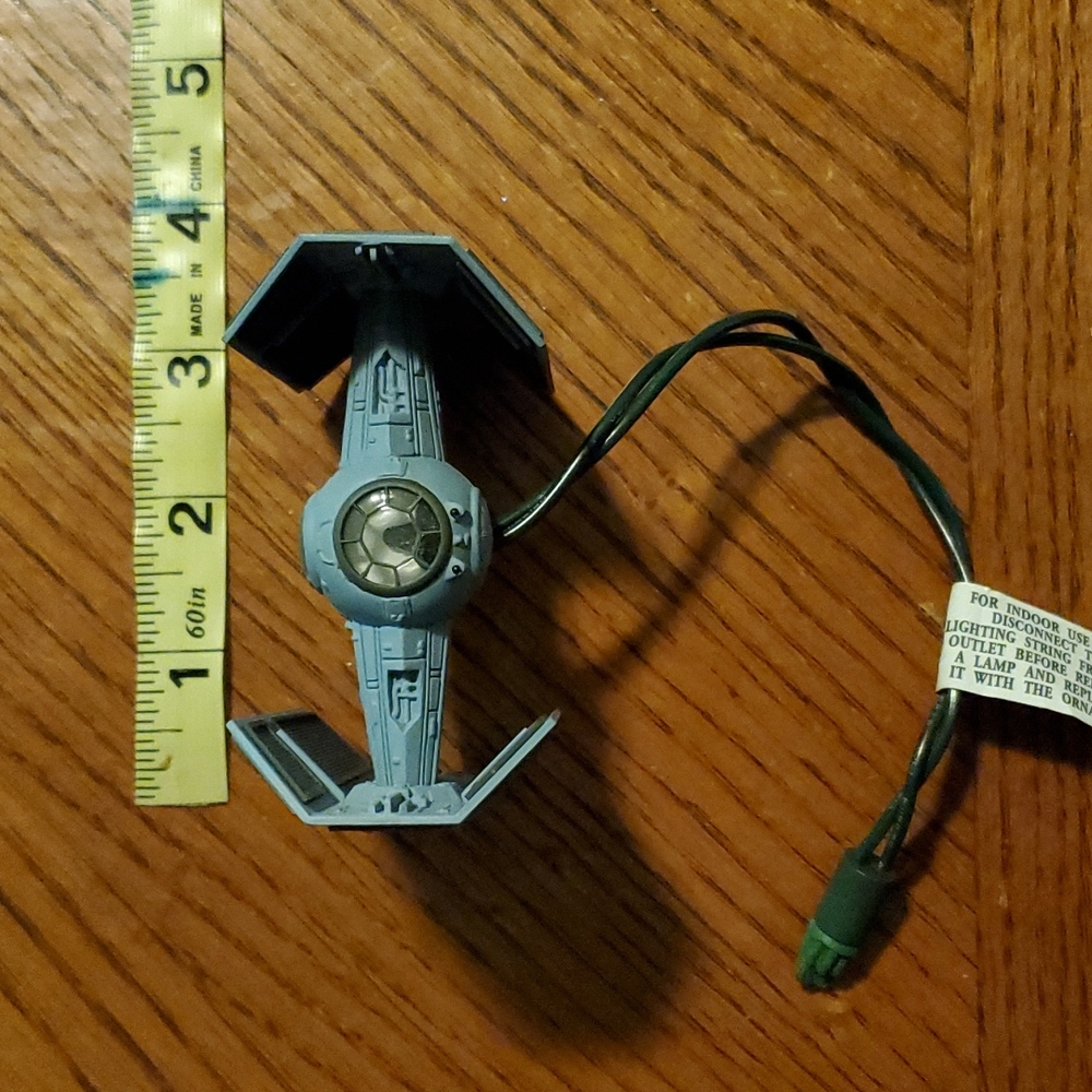 Hallmark Dearth Vader ship Christmas 🎄 ornament